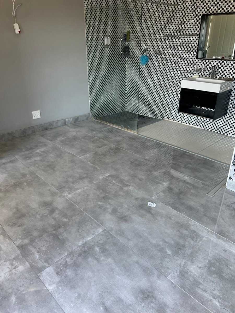 6 Bedroom Property for Sale in Gonubie North Eastern Cape
